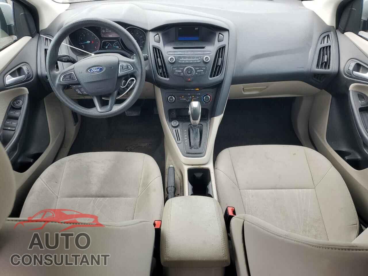 FORD FOCUS 2015 - 1FADP3K21FL283695
