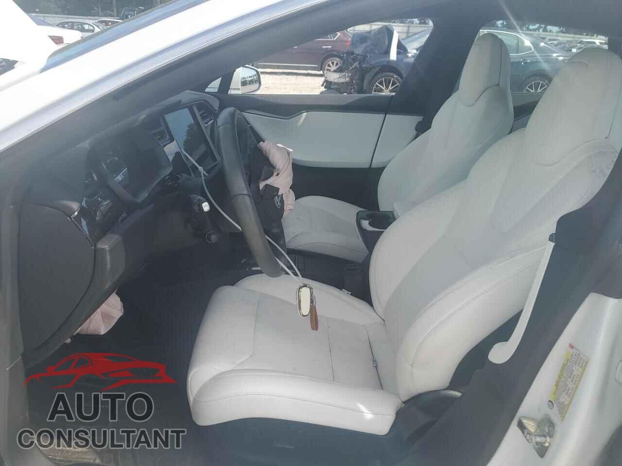 TESLA MODEL S 2018 - 5YJSA1E2XJF277473