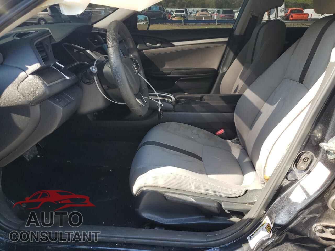 HONDA CIVIC 2017 - 2HGFC2F77HH563802