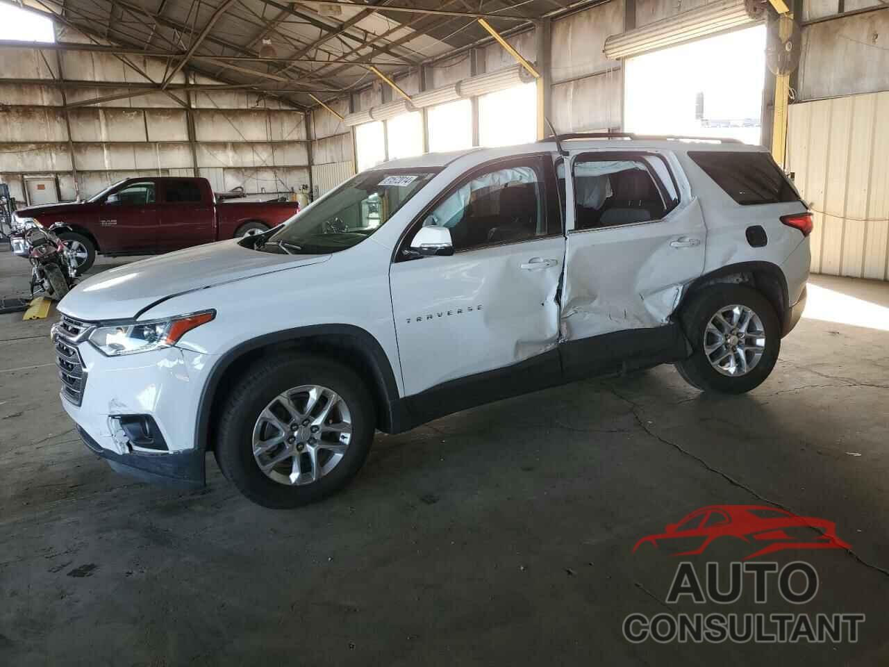 CHEVROLET TRAVERSE 2019 - 1GNERGKW3KJ222560