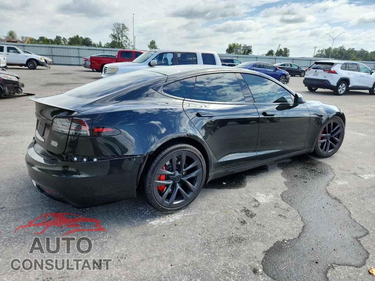 TESLA MODEL S 2023 - 5YJSA1E68PF517812