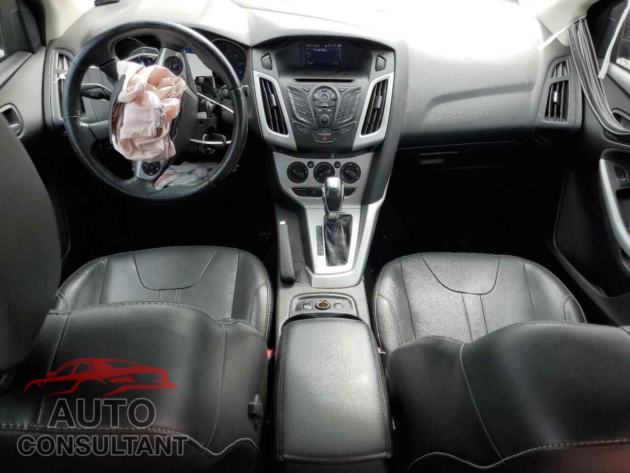 FORD FOCUS 2014 - 1FADP3F23EL228383