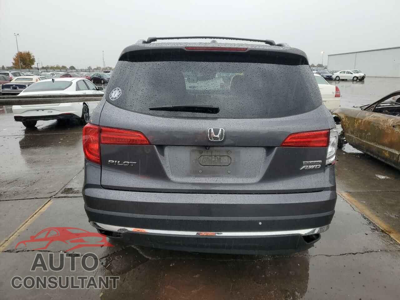 HONDA PILOT 2017 - 5FNYF6H91HB040267