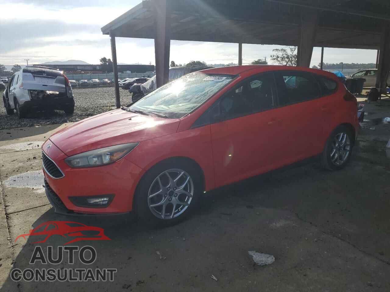 FORD FOCUS 2015 - 1FADP3K24FL256815