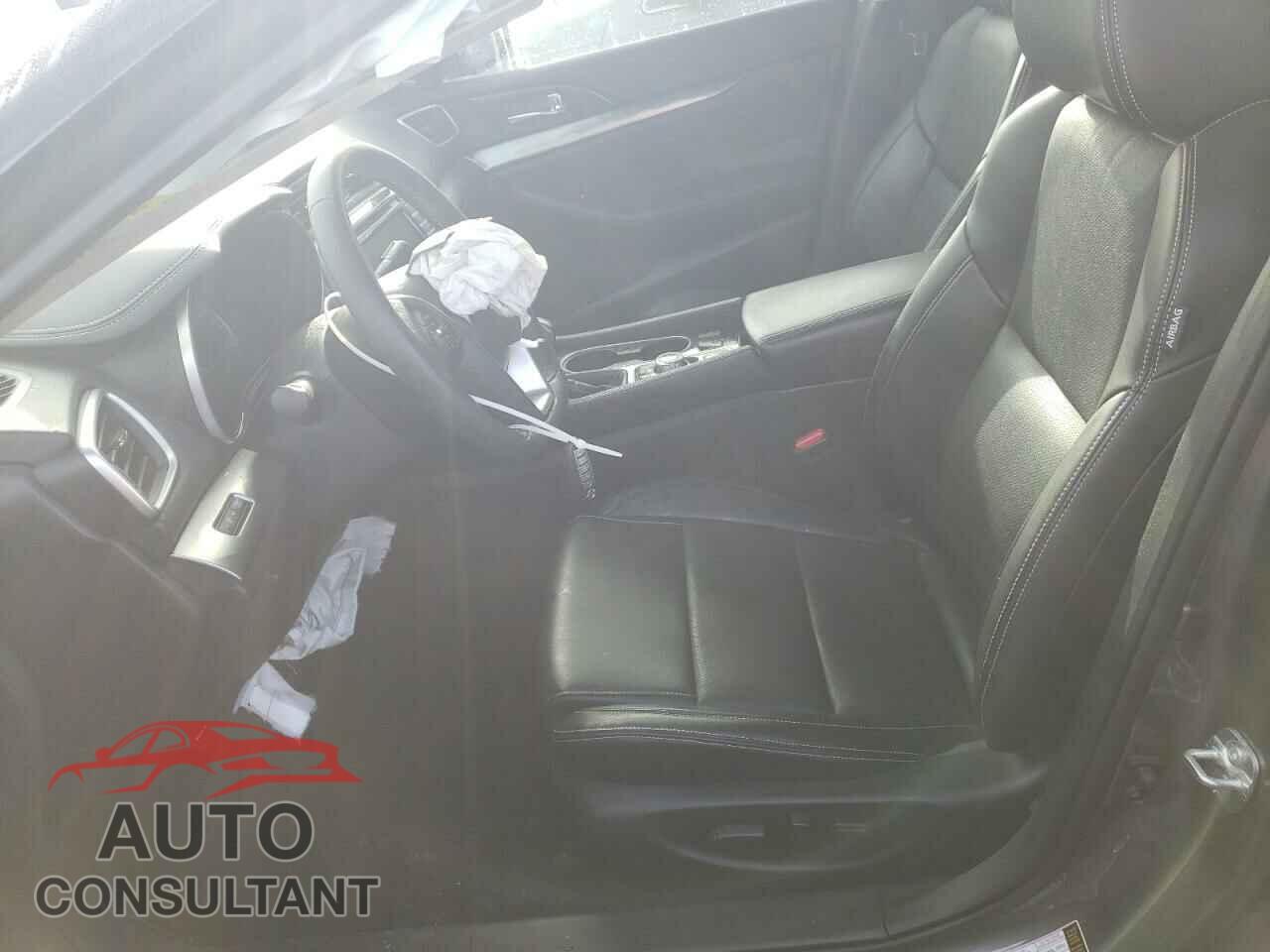 NISSAN MAXIMA 2019 - 1N4AA6AV2KC380027