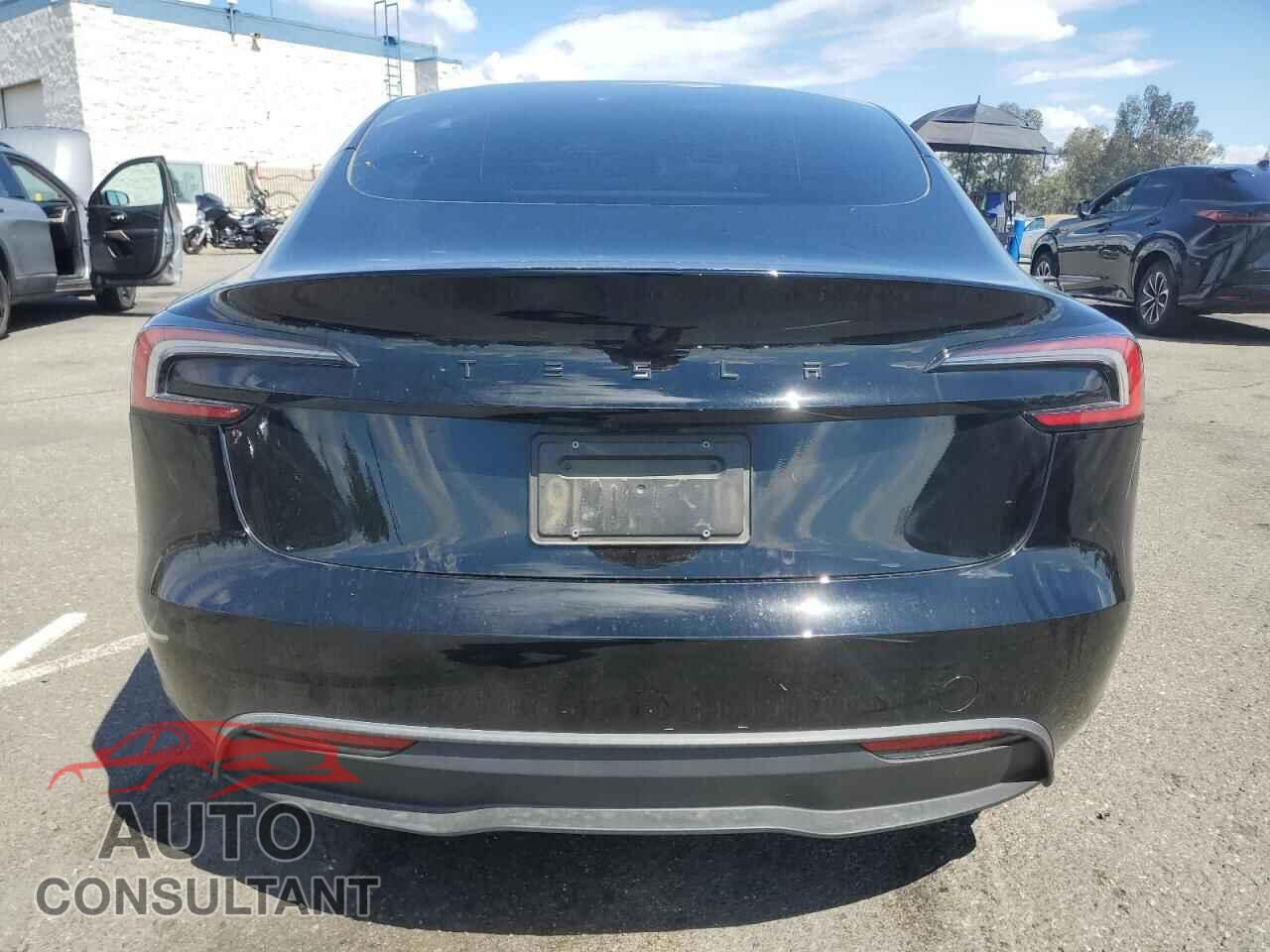 TESLA MODEL 3 2024 - 5YJ3E1EA4RF722656