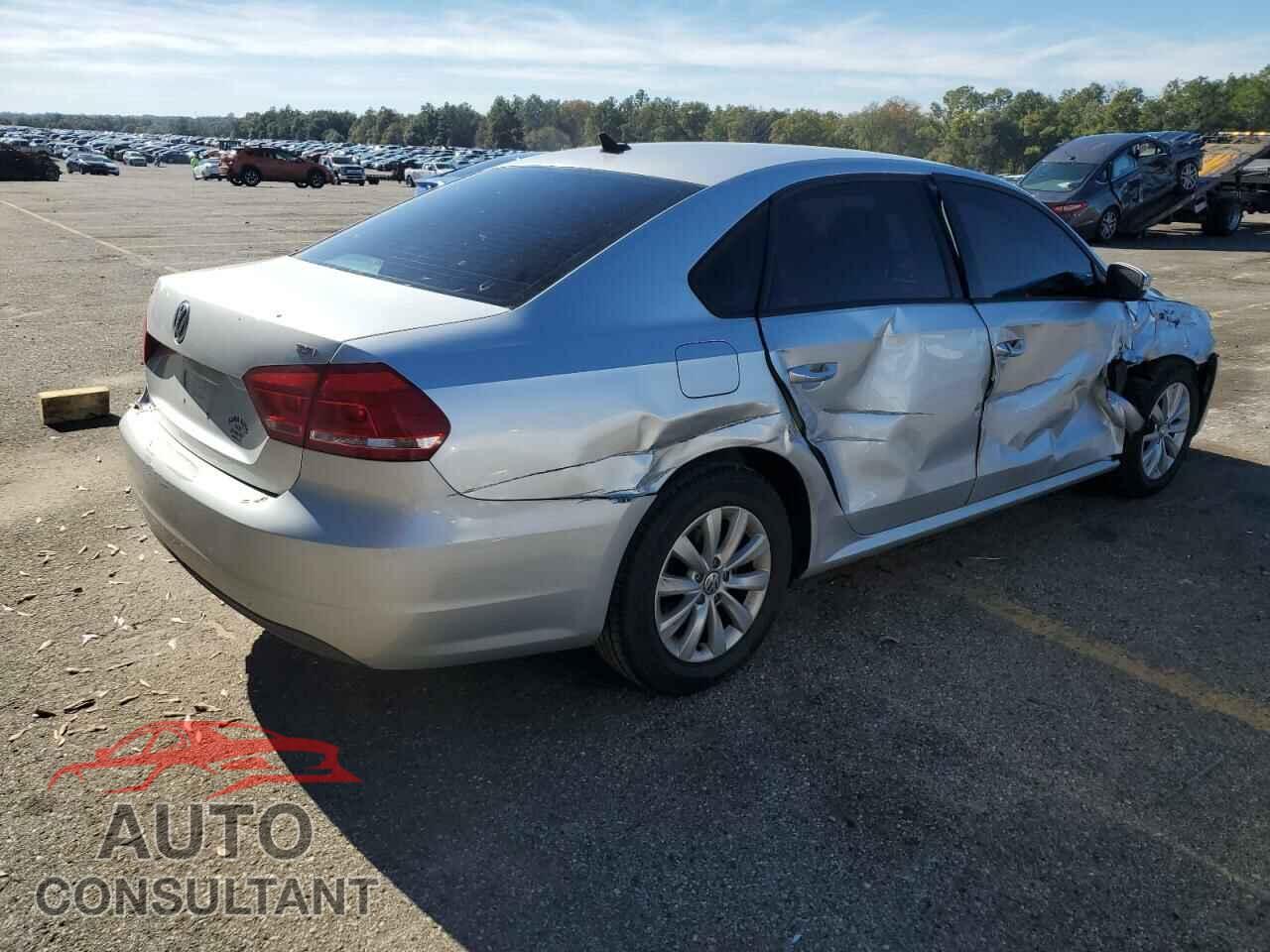 VOLKSWAGEN PASSAT 2015 - 1VWAT7A37FC041291