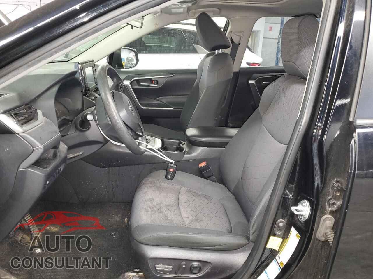 TOYOTA RAV4 2019 - JTMP1RFV4KD013879