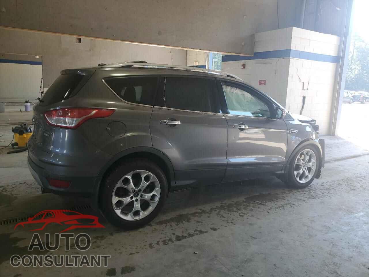 FORD ESCAPE 2013 - 1FMCU9J95DUD32397