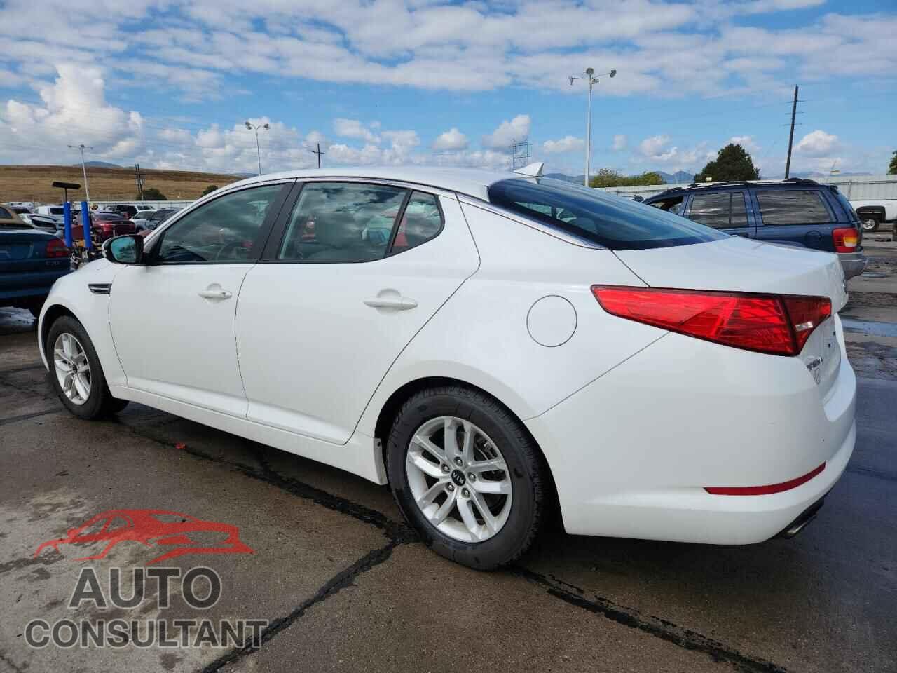 KIA OPTIMA 2011 - KNAGM4A77B5144332