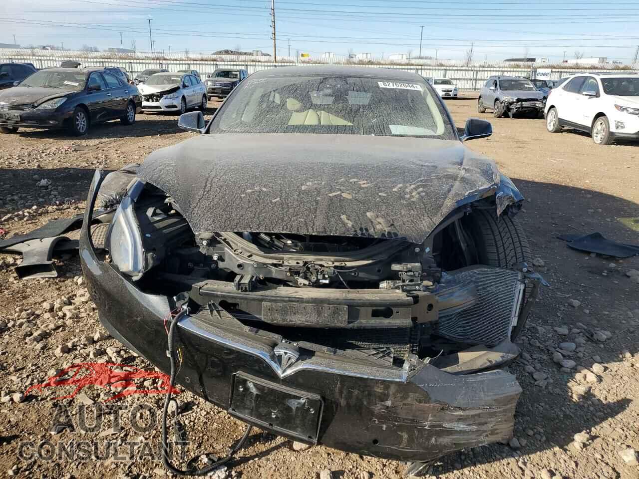TESLA MODEL S 2017 - 5YJSA1E27HF195310