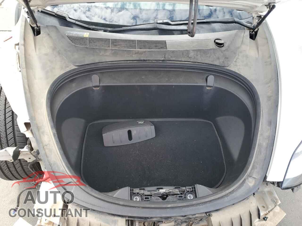 TESLA MODEL 3 2018 - 5YJ3E1EA2JF025278