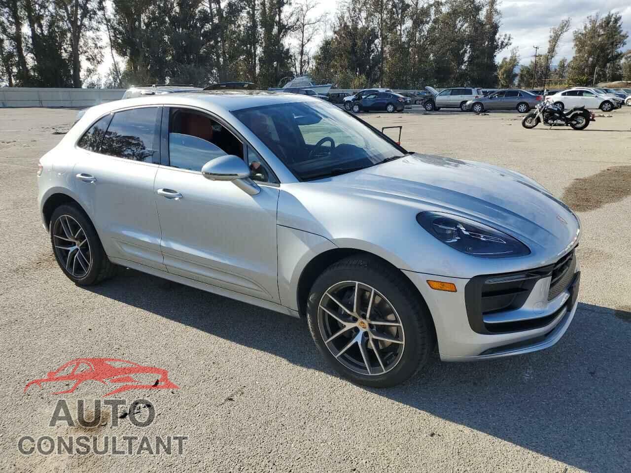 PORSCHE MACAN BASE 2024 - WP1AA2A55RLB08874