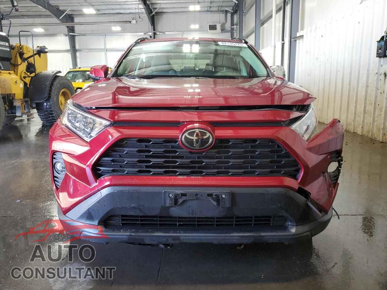 TOYOTA RAV4 2019 - JTMP1RFV7KJ021783