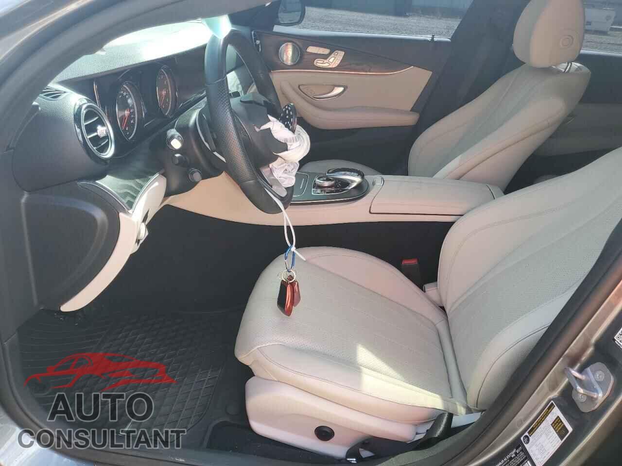 MERCEDES-BENZ E-CLASS 2018 - WDDZF4KB0JA310355