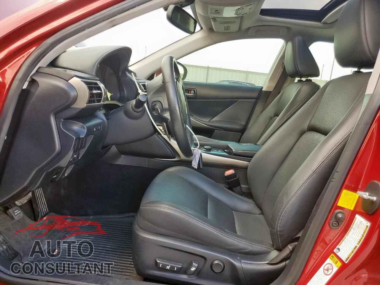 LEXUS IS 2014 - JTHBF1D24E5010936