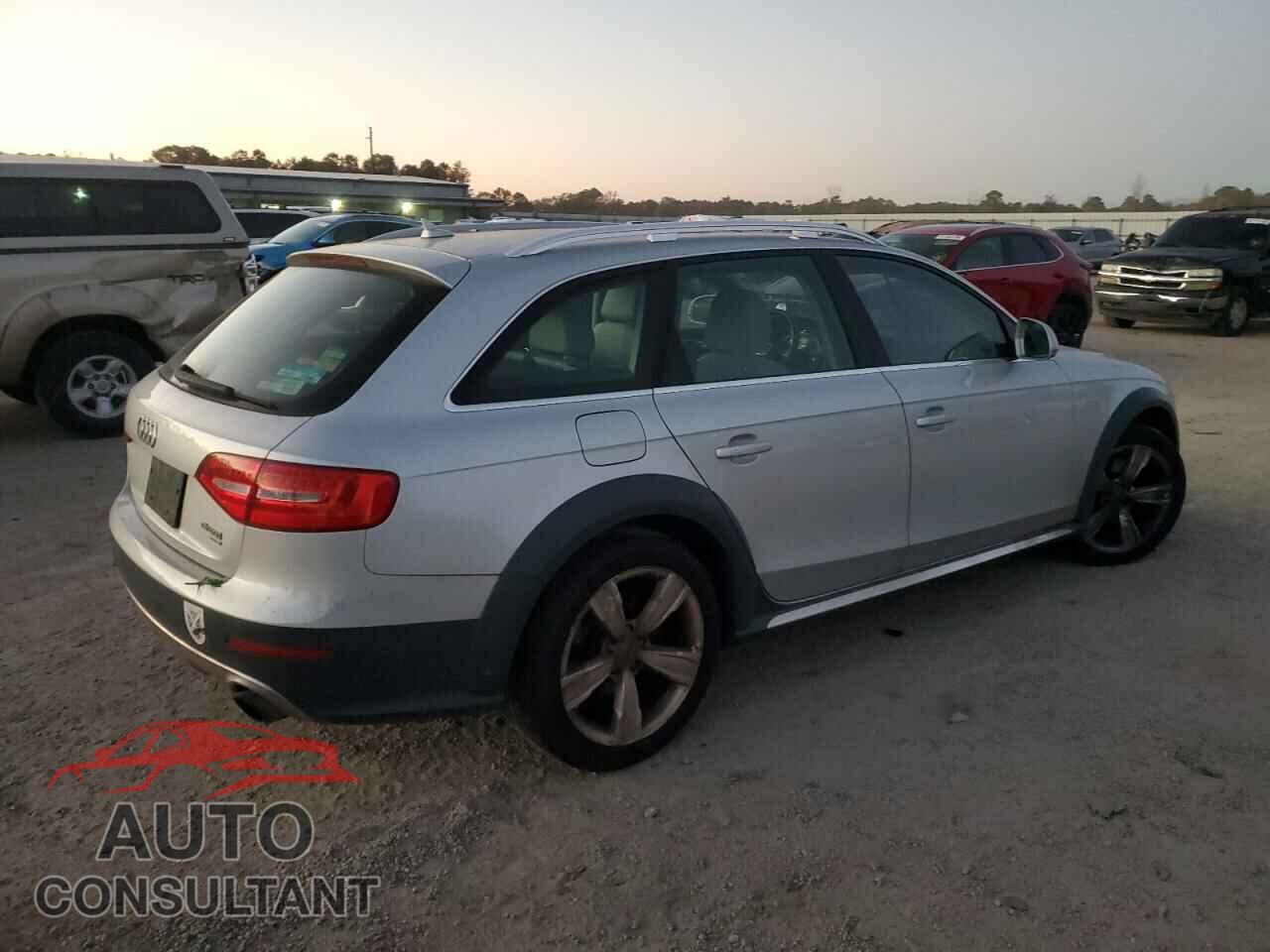 AUDI A4 2013 - WA1UFAFL3DA138326