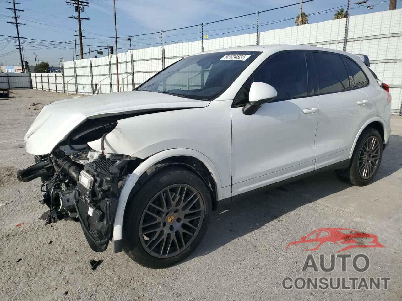 PORSCHE CAYENNE 2017 - WP1AA2A26HKA84675