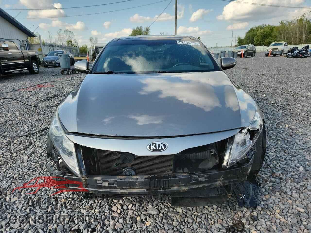 KIA OPTIMA 2013 - 5XXGR4A65DG135137