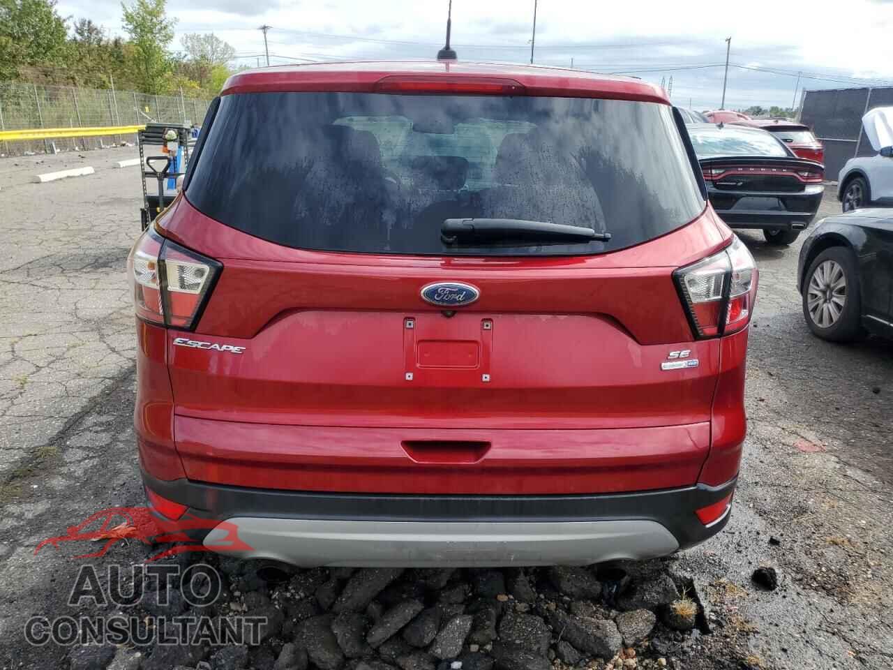 FORD ESCAPE 2017 - 1FMCU9GD9HUC74909