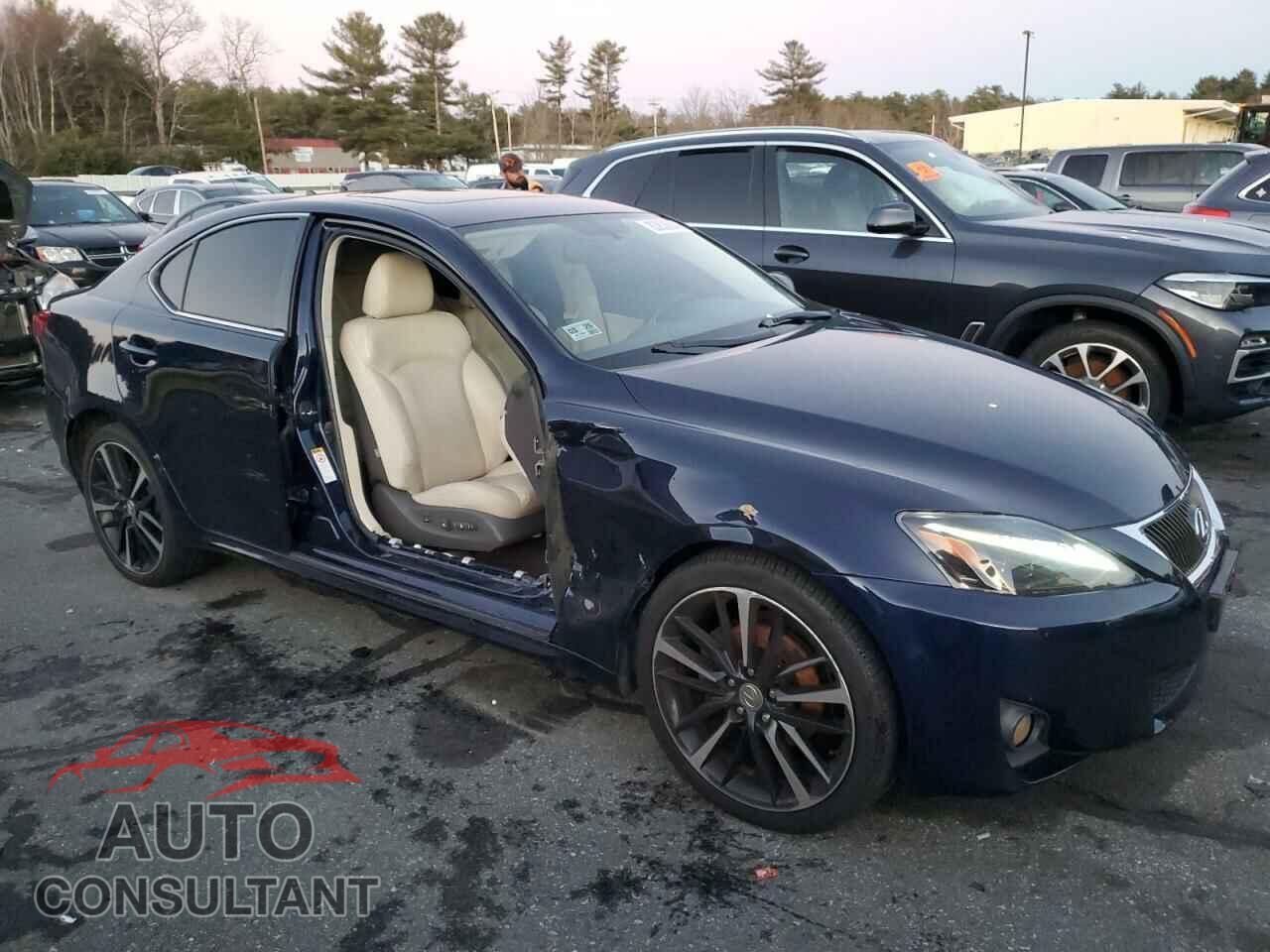 LEXUS IS 2012 - JTHCF5C28C5053993