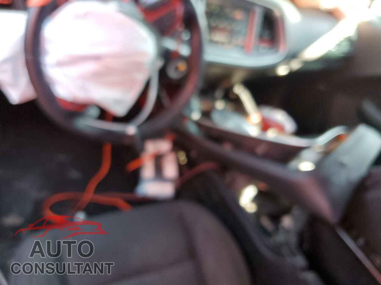 DODGE CHALLENGER 2015 - 2C3CDZAT6FH715517