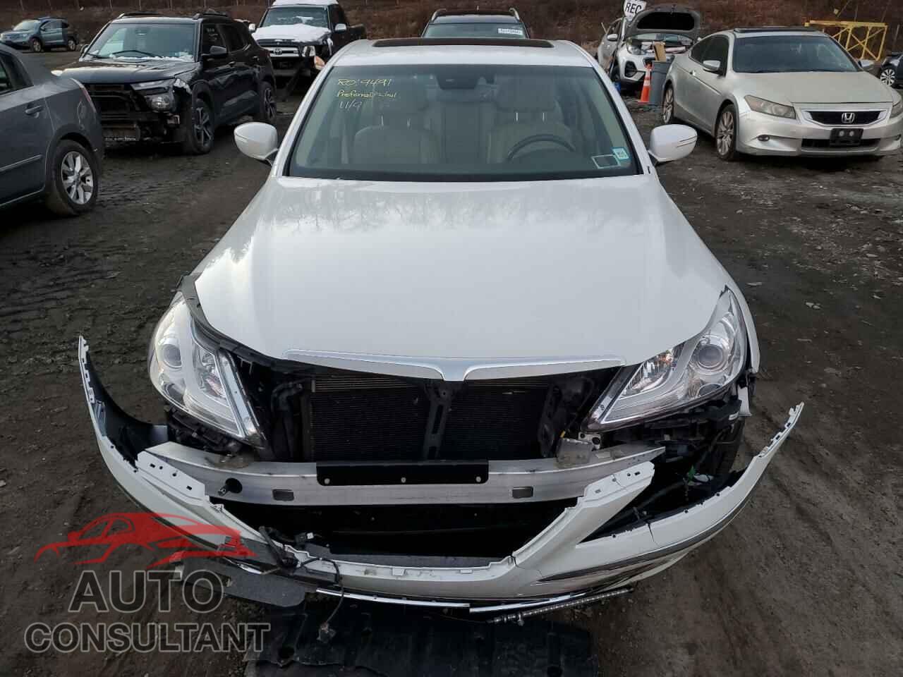 HYUNDAI GENESIS 2013 - KMHGC4DD7DU224838