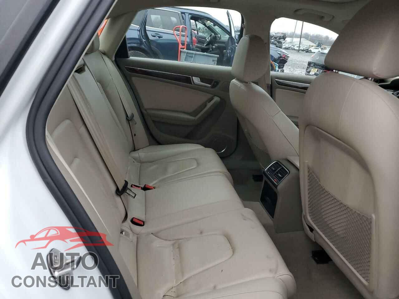 AUDI A4 2012 - WAUFFAFL0CA097423