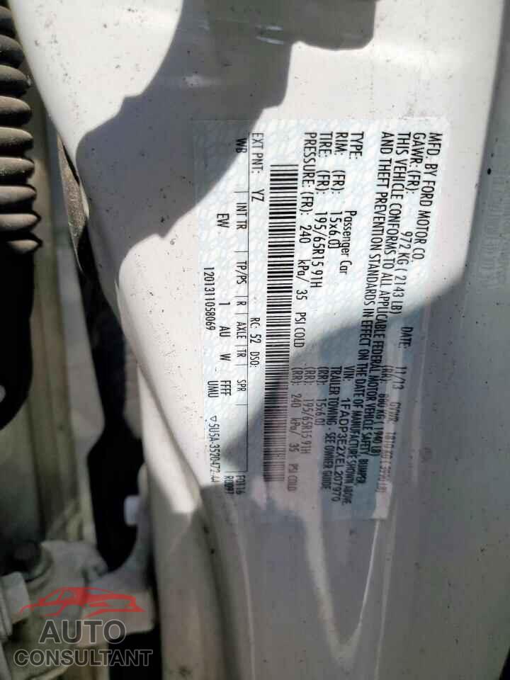 FORD FOCUS 2014 - 1FADP3E2XEL207970