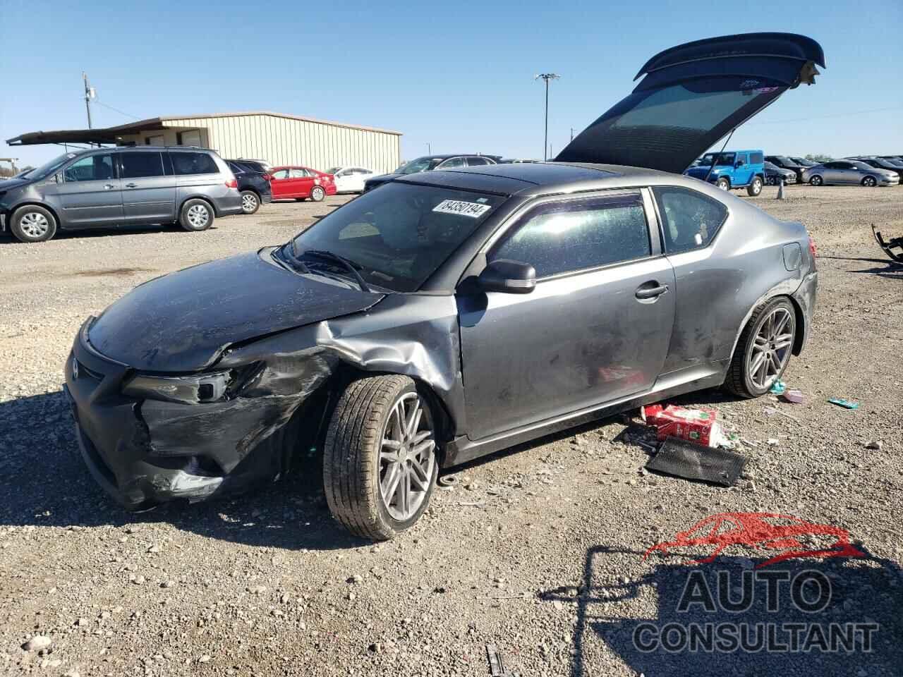 TOYOTA SCION 2011 - JTKJF5C74B3013045
