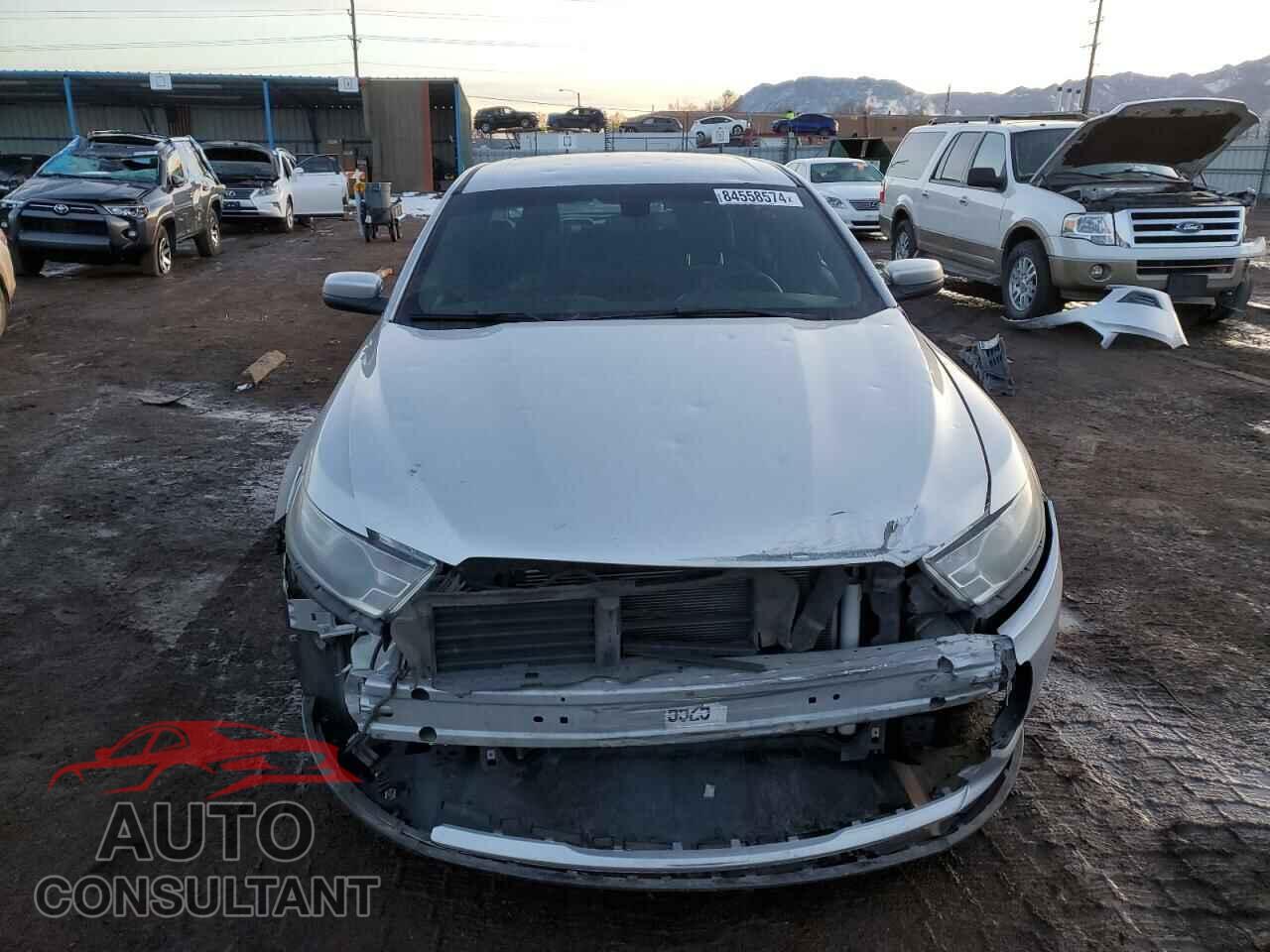 FORD TAURUS 2014 - 1FAHP2E80EG147786