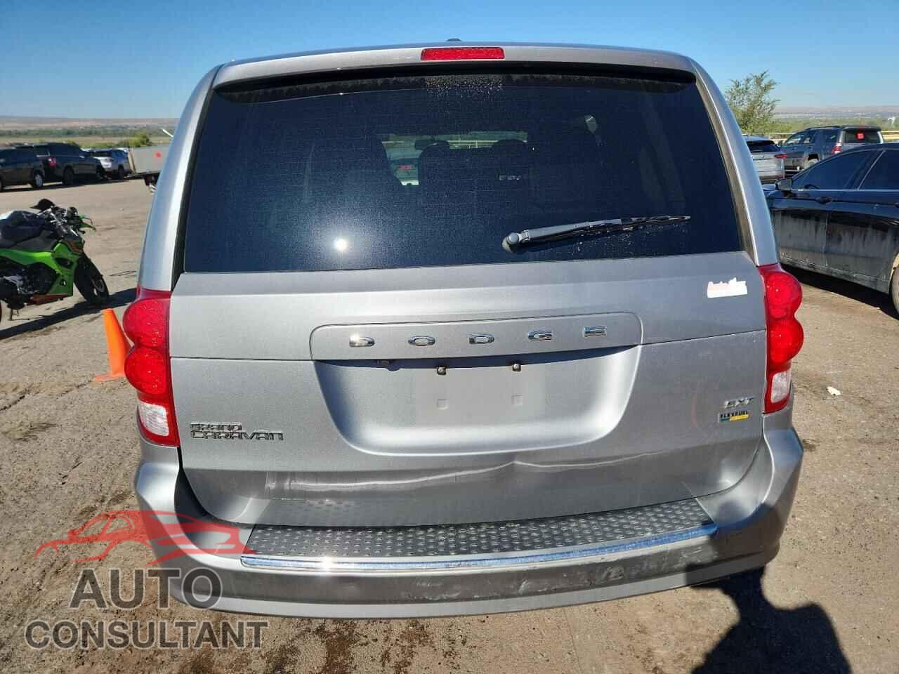 DODGE CARAVAN 2018 - 2C4RDGCG4JR214784