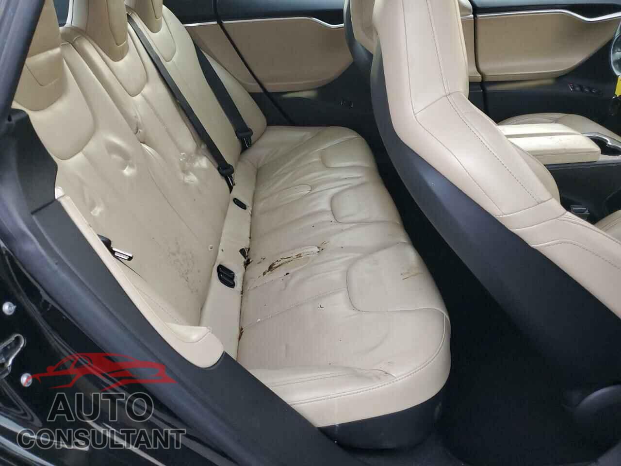 TESLA MODEL S 2015 - 5YJSA1H29FF083472