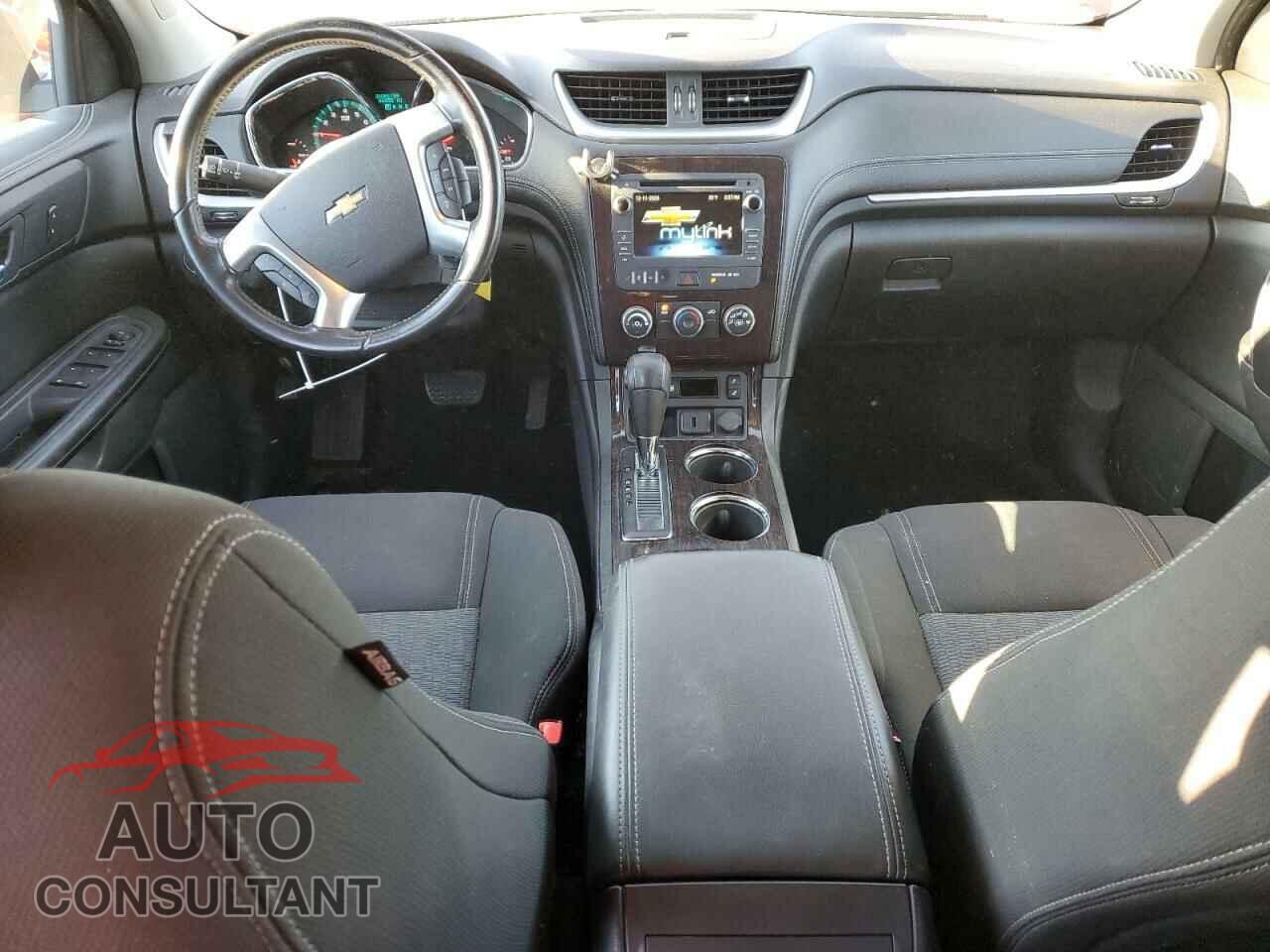 CHEVROLET TRAVERSE 2015 - 1GNKRGKD2FJ388561