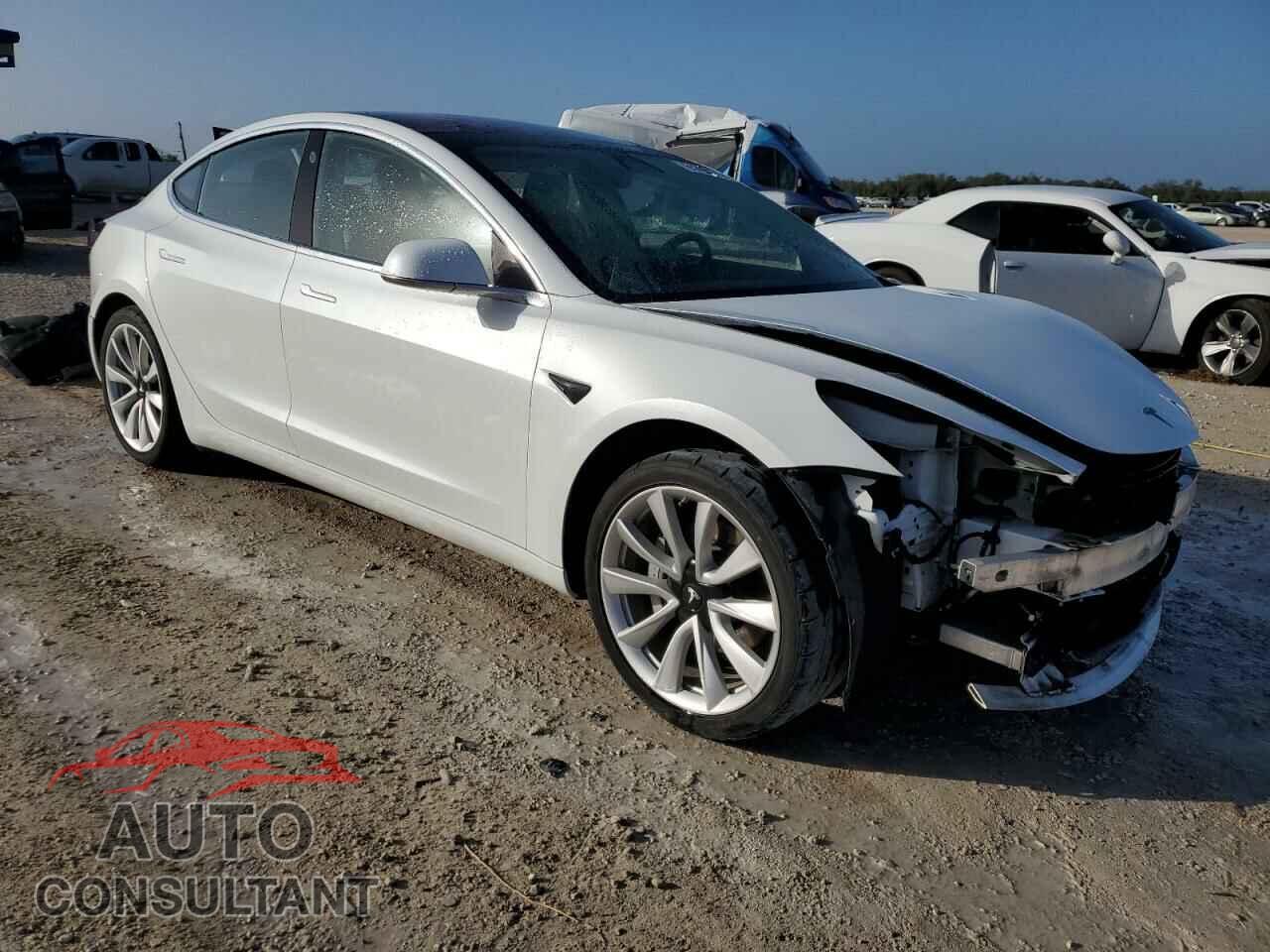 TESLA MODEL 3 2018 - 5YJ3E1EA9JF038738