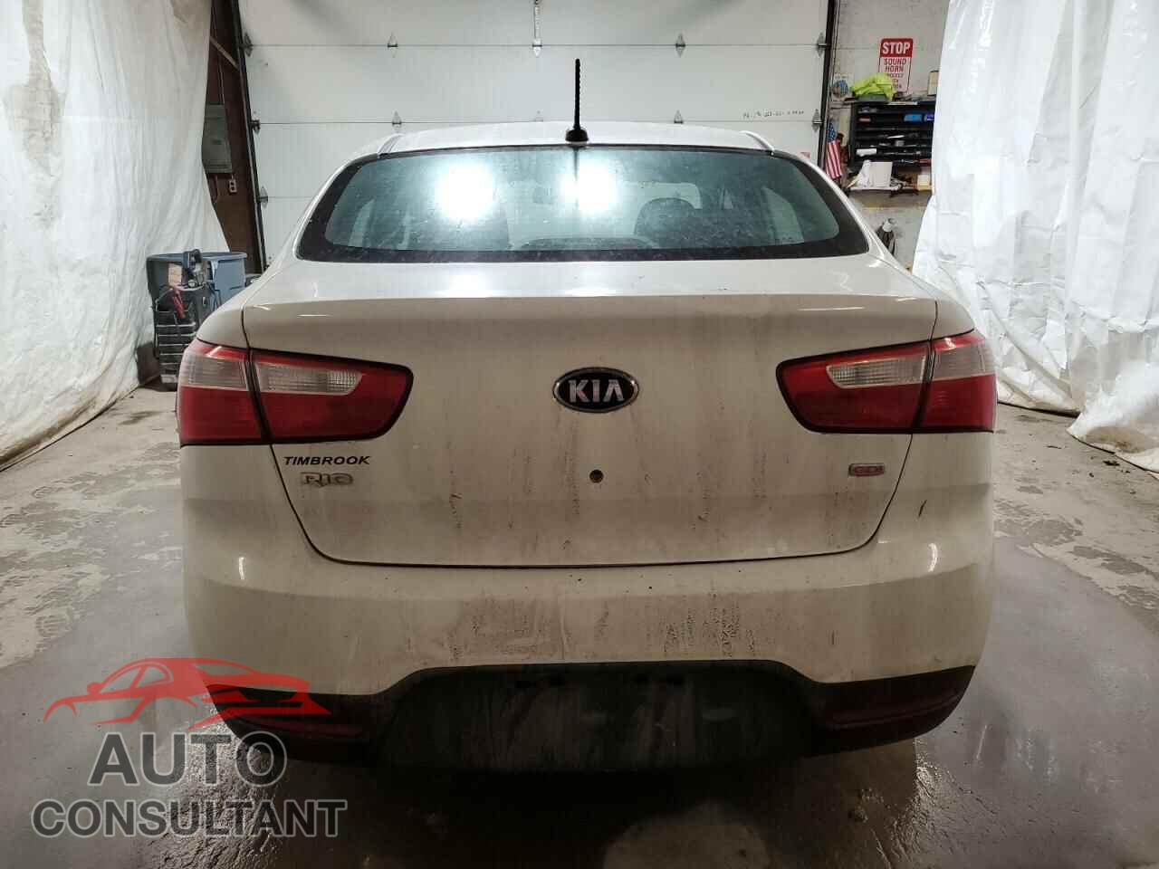 KIA RIO 2014 - KNADM4A37E6340317