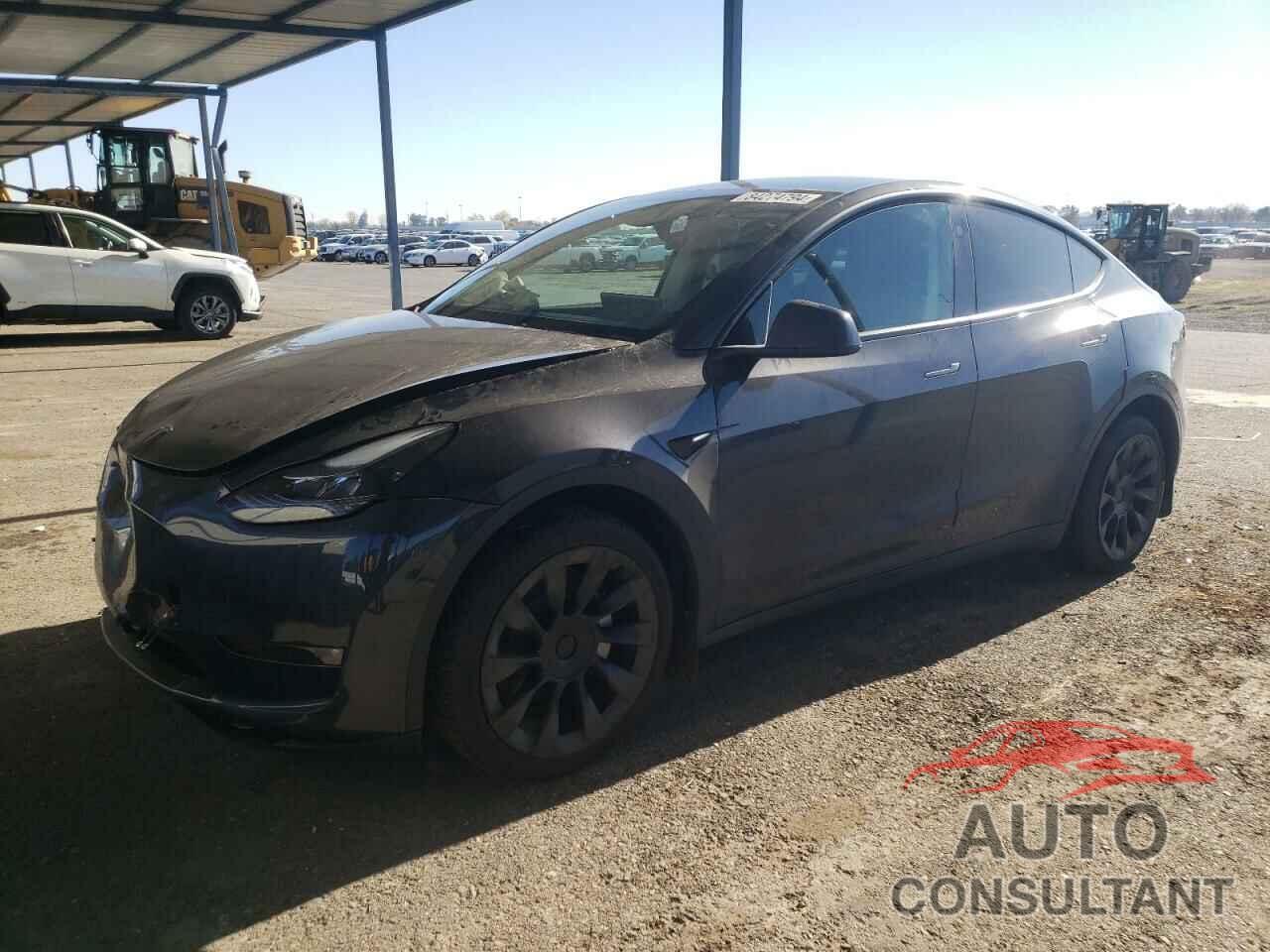 TESLA MODEL Y 2024 - 7SAYGDEE4RF127409