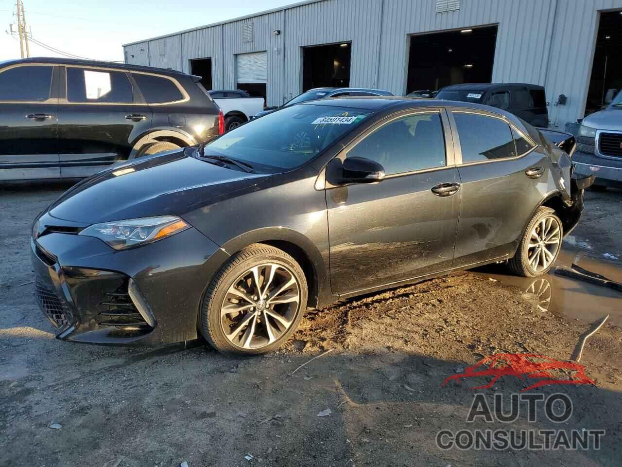 TOYOTA COROLLA 2018 - 2T1BURHE6JC056808