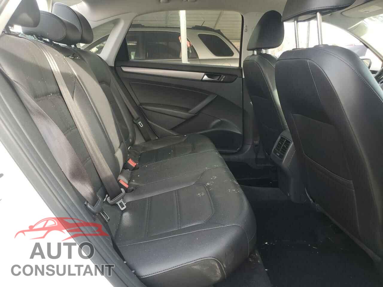 VOLKSWAGEN PASSAT 2014 - 1VWBN7A36EC101705