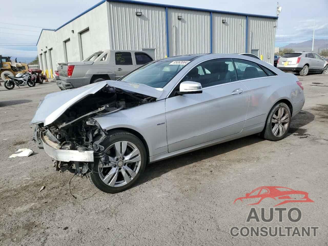 MERCEDES-BENZ E-CLASS 2012 - WDDKJ5KB4CF134356