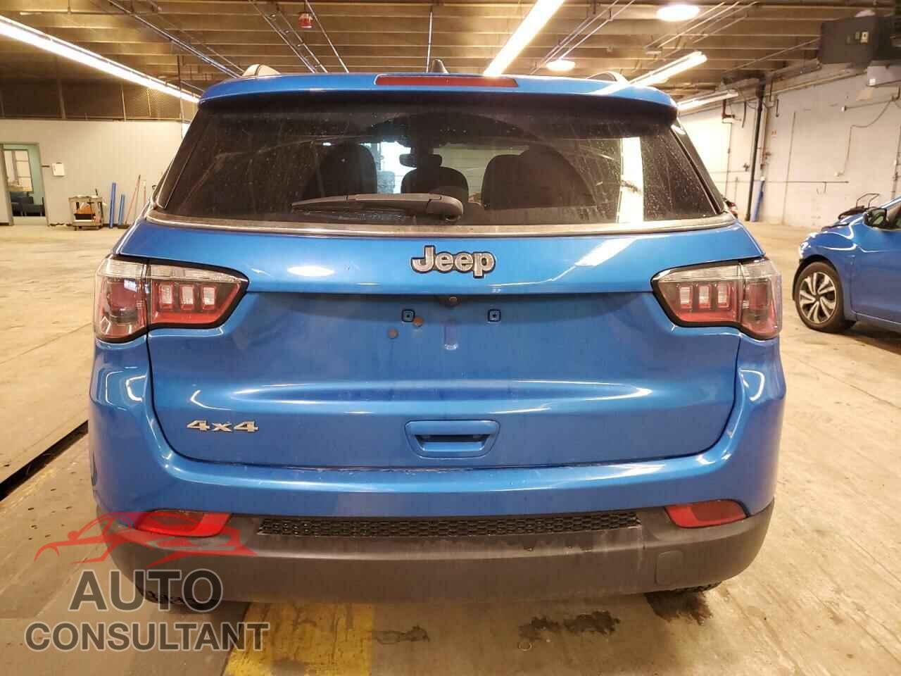 JEEP COMPASS 2018 - 3C4NJDBB5JT401251