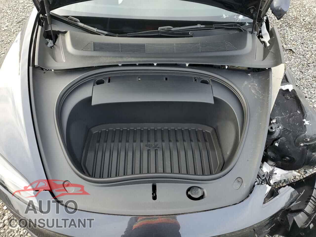 TESLA MODEL 3 2024 - 5YJ3E1EB9RF787155