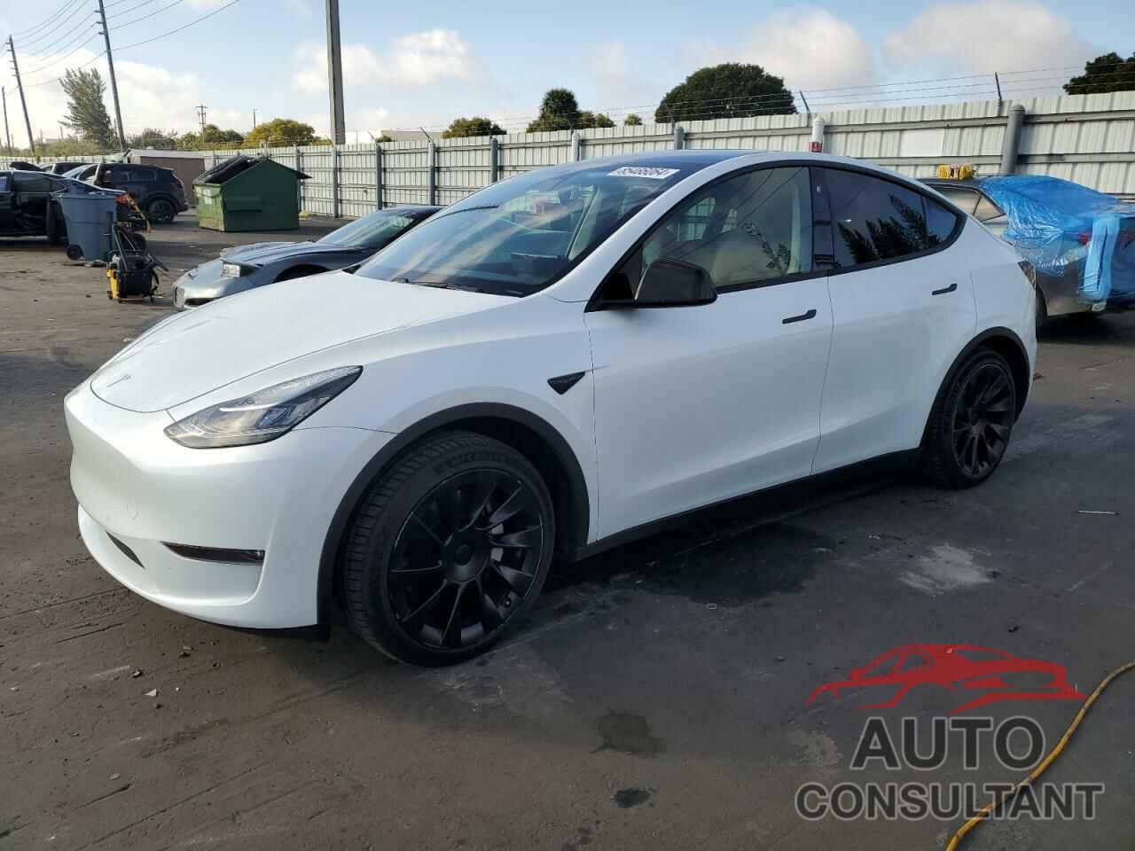 TESLA MODEL Y 2020 - 5YJYGDEE7LF045615