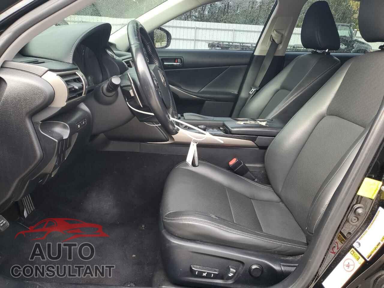 LEXUS IS 2014 - JTHCF1D27E5007050