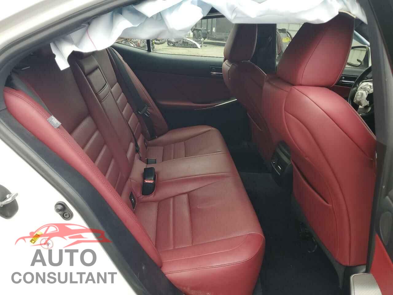 LEXUS IS 2014 - JTHBE1D24E5011040