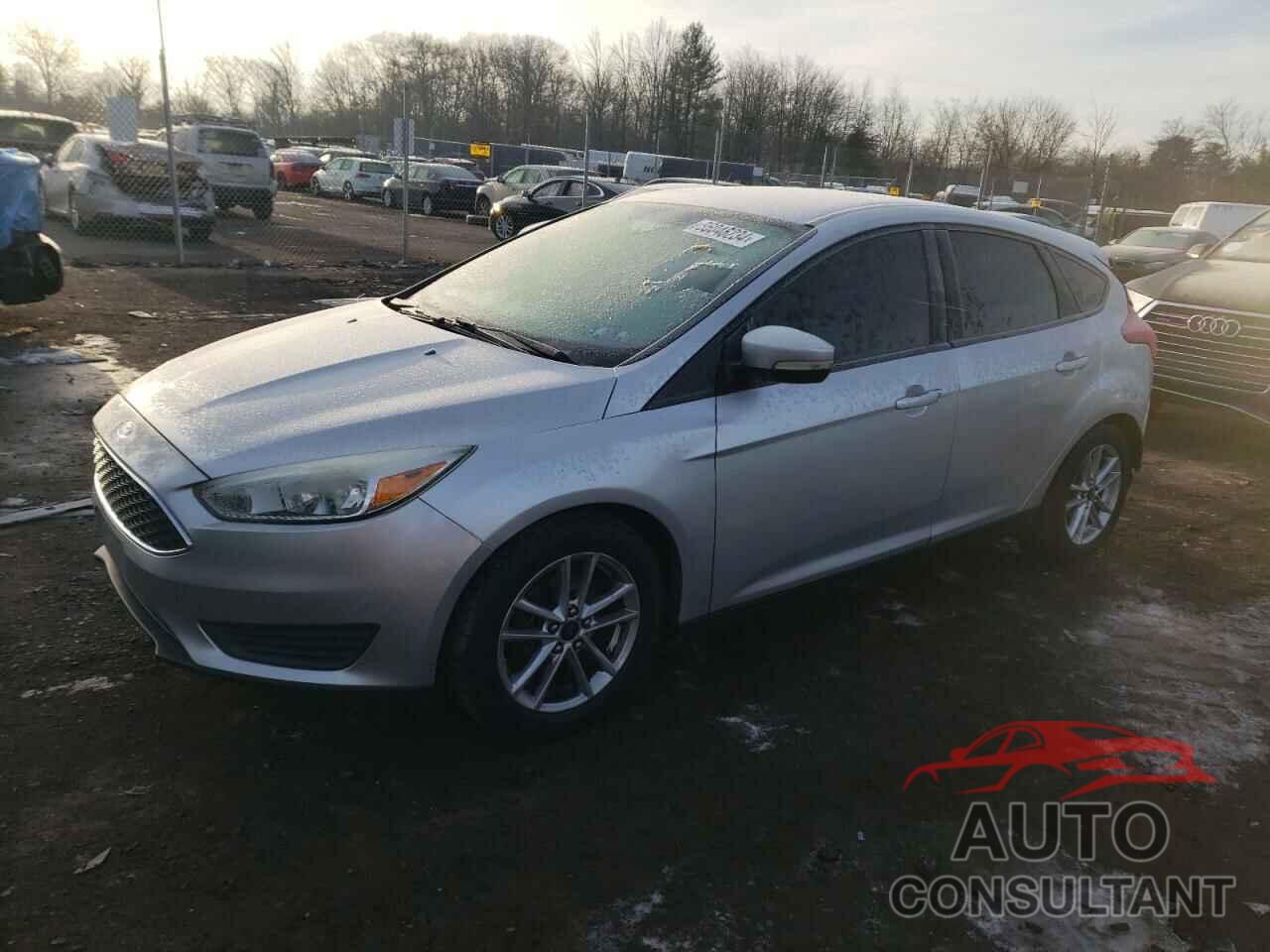 FORD FOCUS 2015 - 1FADP3K2XFL301028