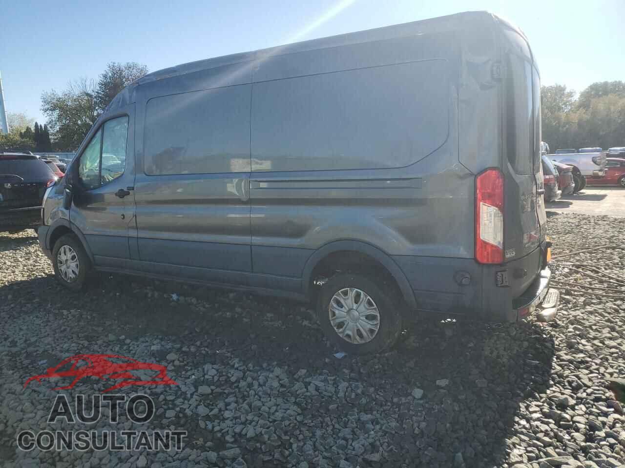 FORD TRANSIT 2015 - 1FTYR2CG7FKA21910