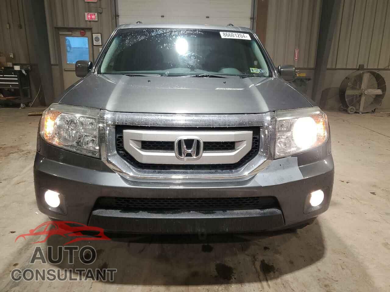 HONDA PILOT 2011 - 5FNYF4H52BB014298