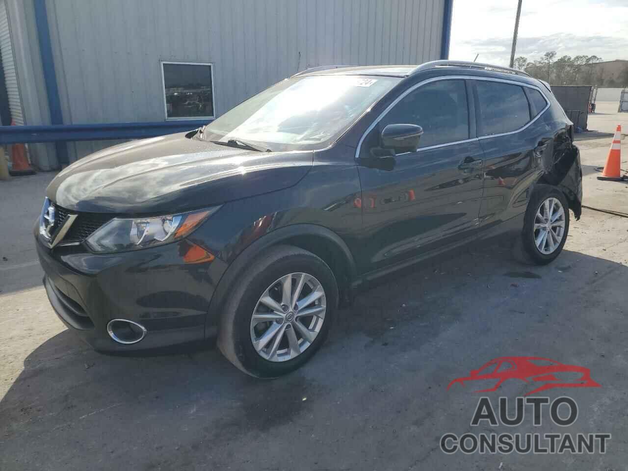 NISSAN ROGUE 2017 - JN1BJ1CP7HW019788