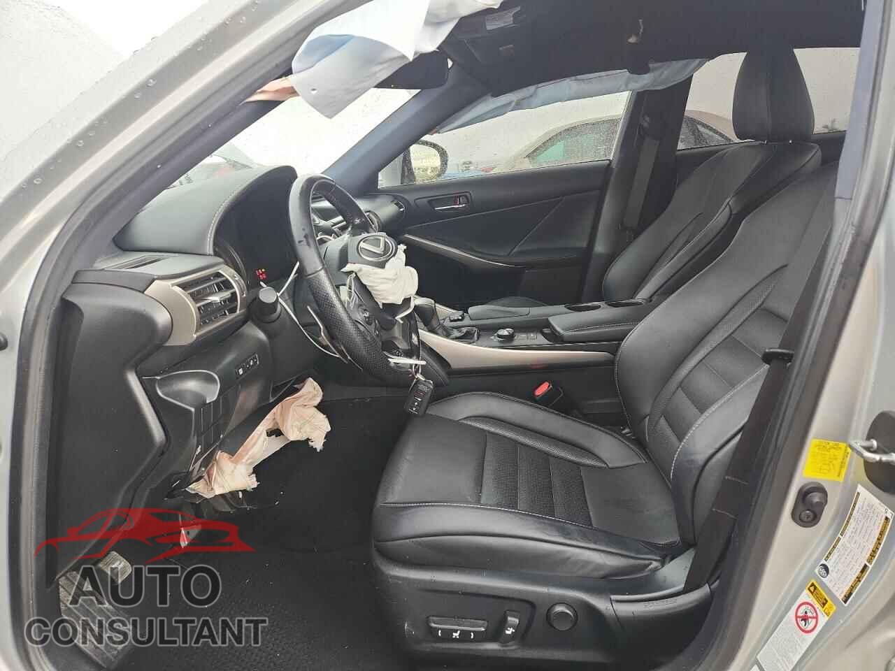 LEXUS IS 2016 - JTHCM1D23G5005000